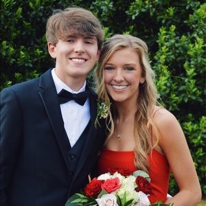 Meet your Posher, Allyson